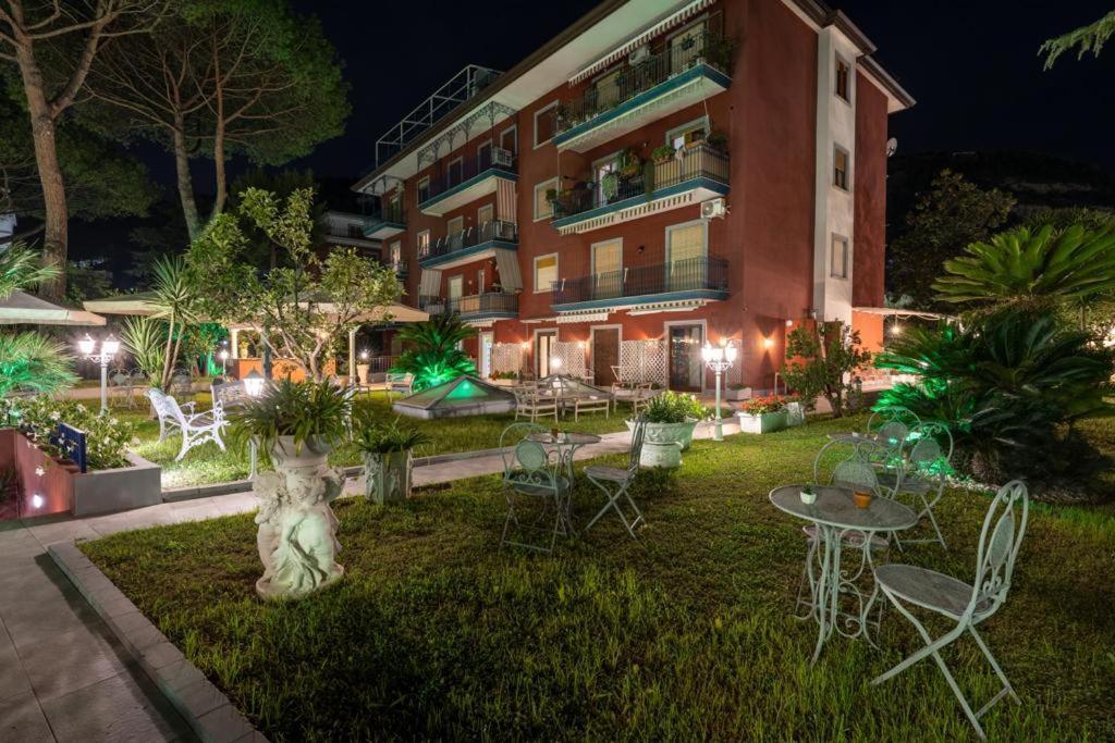 Giardino Archeologico Bed & Breakfast Sorrento Exterior photo